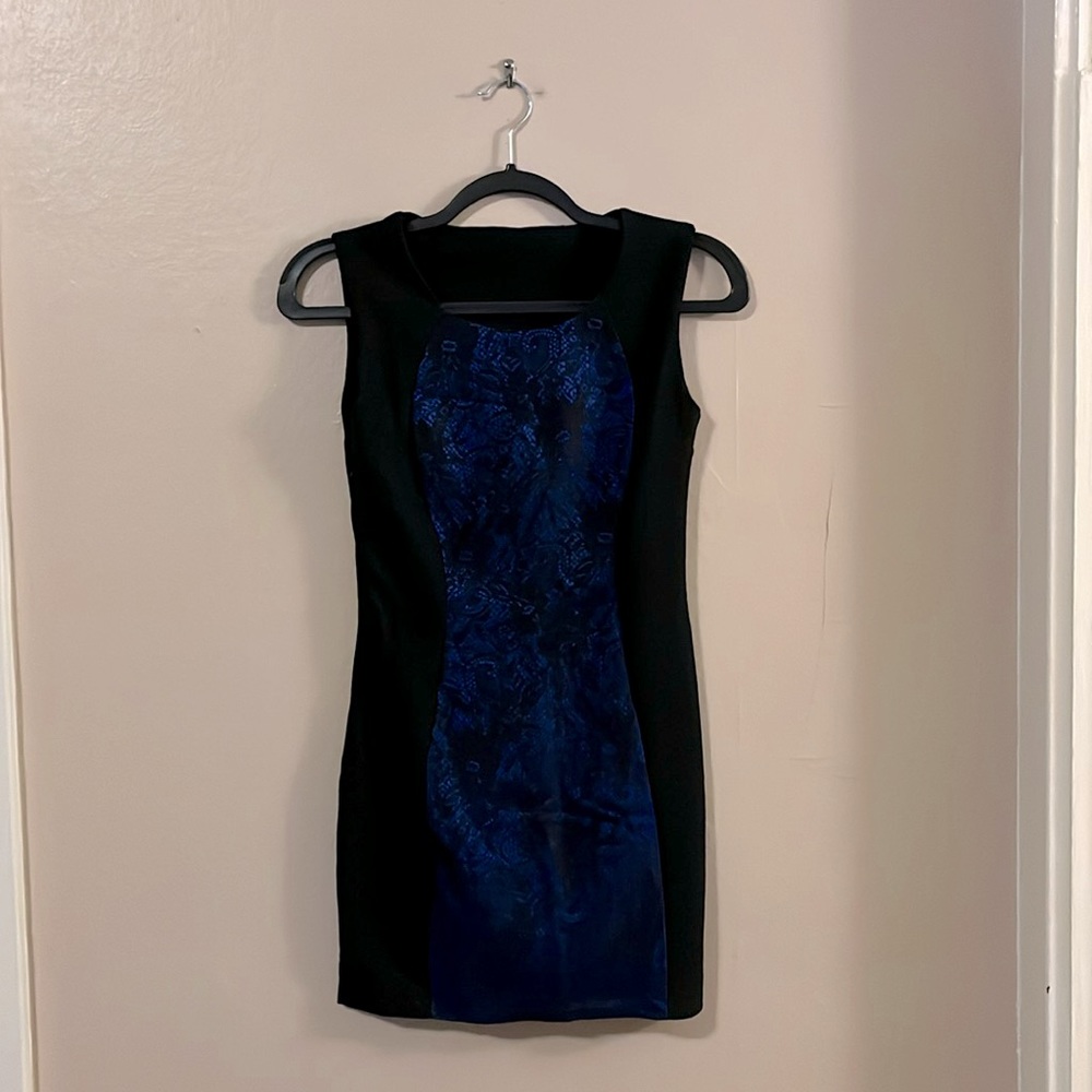 Sleeveless Black Blue Lace Overlay Shift Dress S